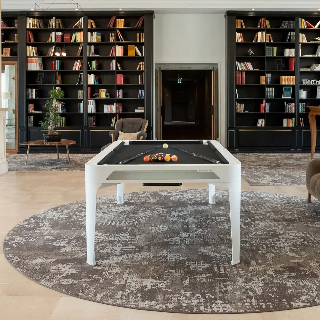 كورنيليو طاولة بلياردو داخلية وخارجية - White