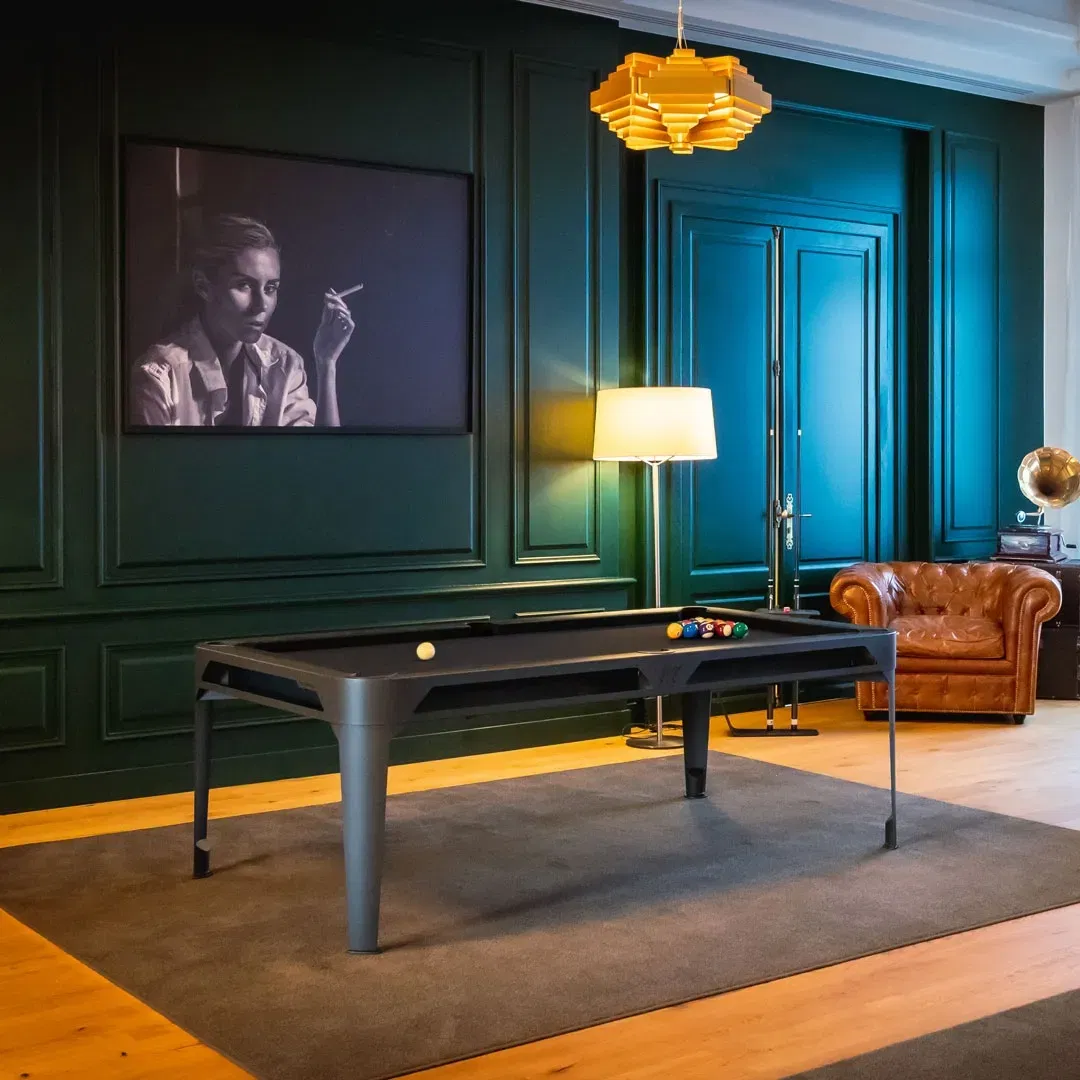 كورنيليو طاولة بلياردو داخلية وخارجية - Black