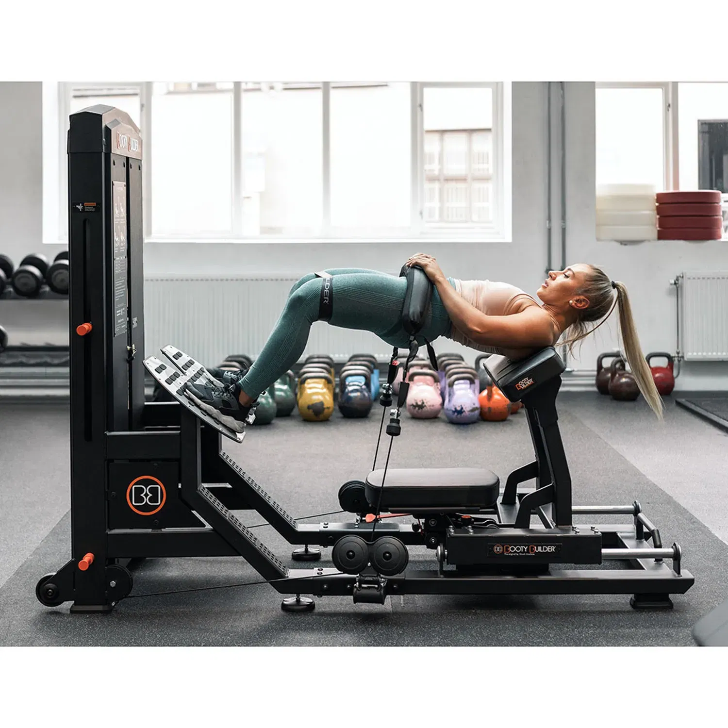 Booty Builder V8 Selectorized machines