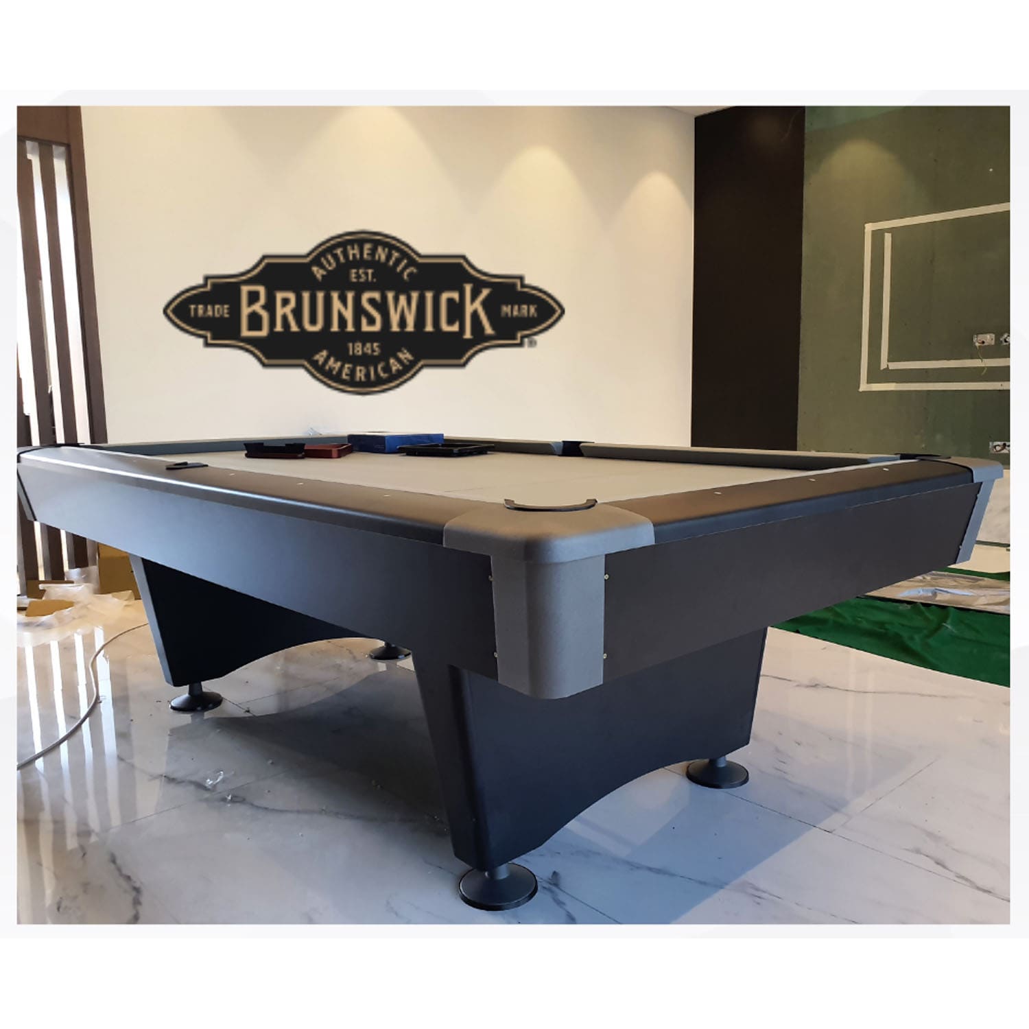 Brunswick  9ft Black Wolf Pro Pool Table
