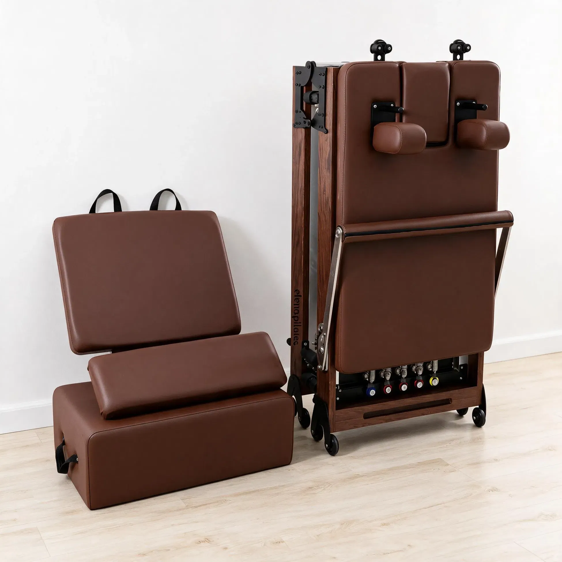 Eleno Pilates Home Fit Red Oak Foldable Reformer Bundle - Brown