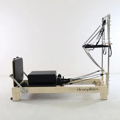 Eleno Pilates M2 Oak Wood Half Tower Reformer Bundle - Black