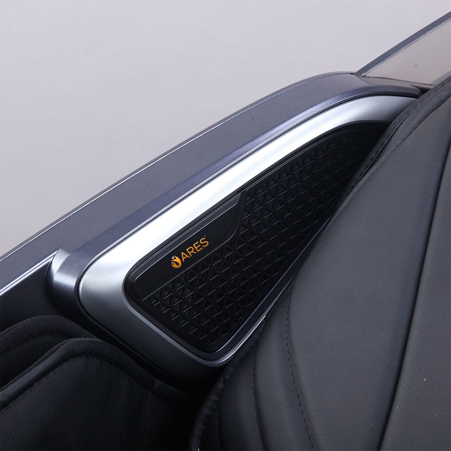 Ares IHealth Massage Chair - Black