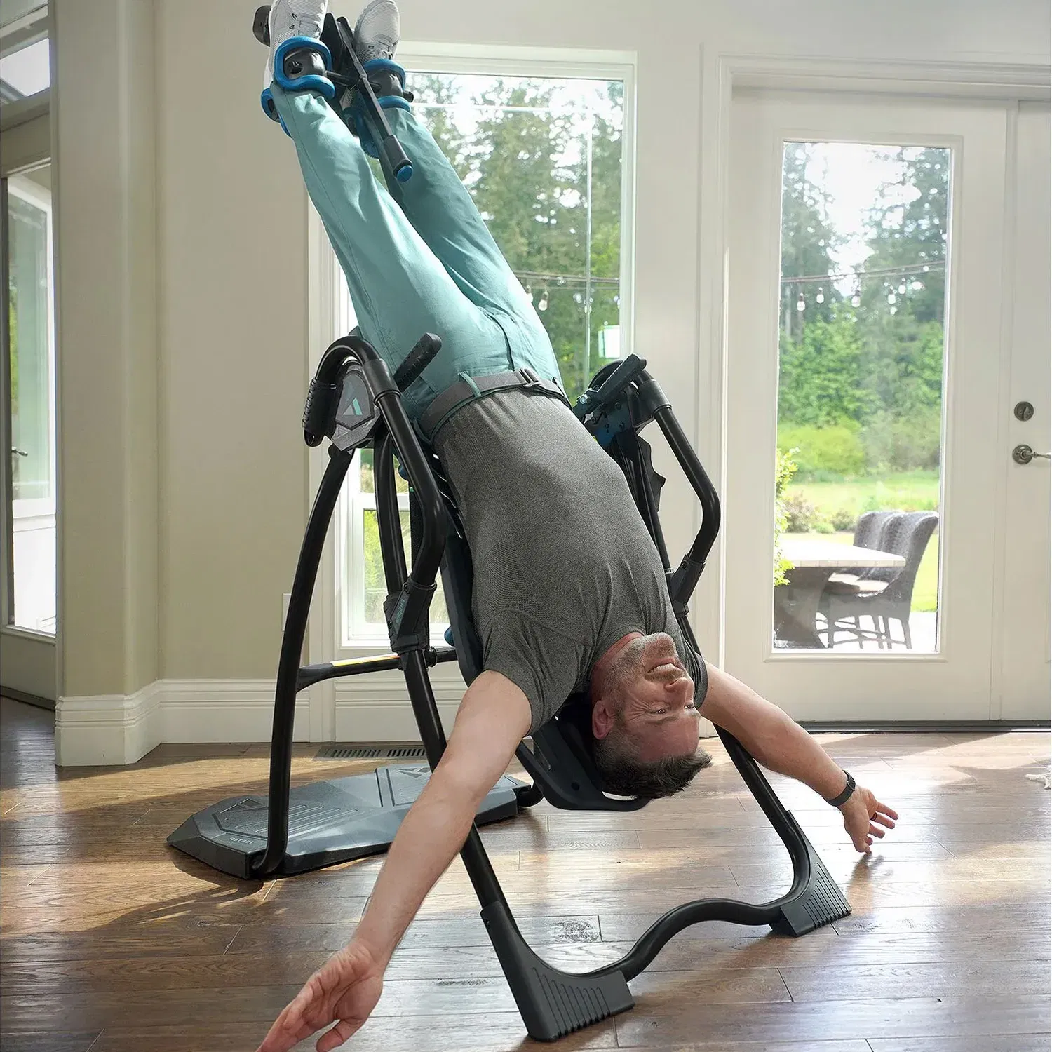 Teeter FitSpine LX9B Inversion Table