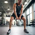Nike Strength كرة كيتل بيل (Kettlebell) مغطاة بالمطاط (طراز Grind/Smoke) - 16 kg