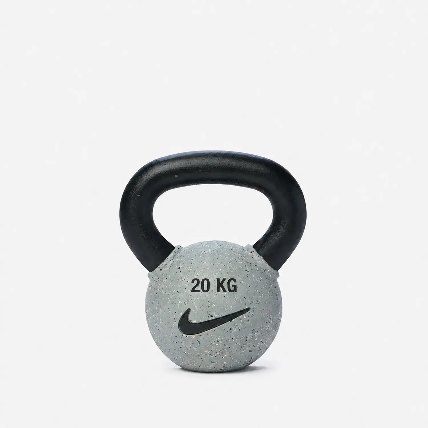 Nike Strength كرة كيتل بيل (Kettlebell) مغطاة بالمطاط (طراز Grind/Smoke) - 20 kg