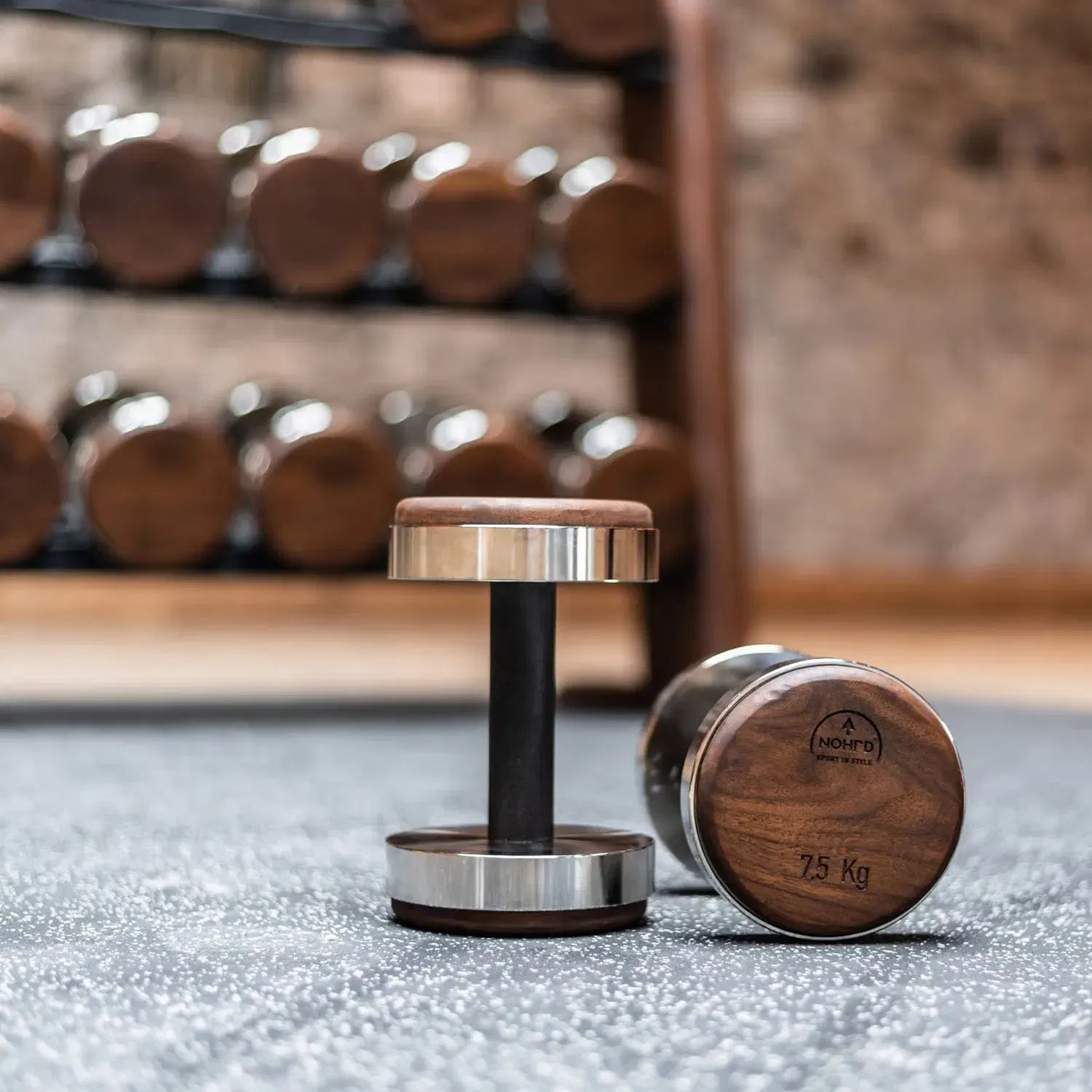 Nohrd Round Dumbbells 5 to 25 kg with Rack - Walnut