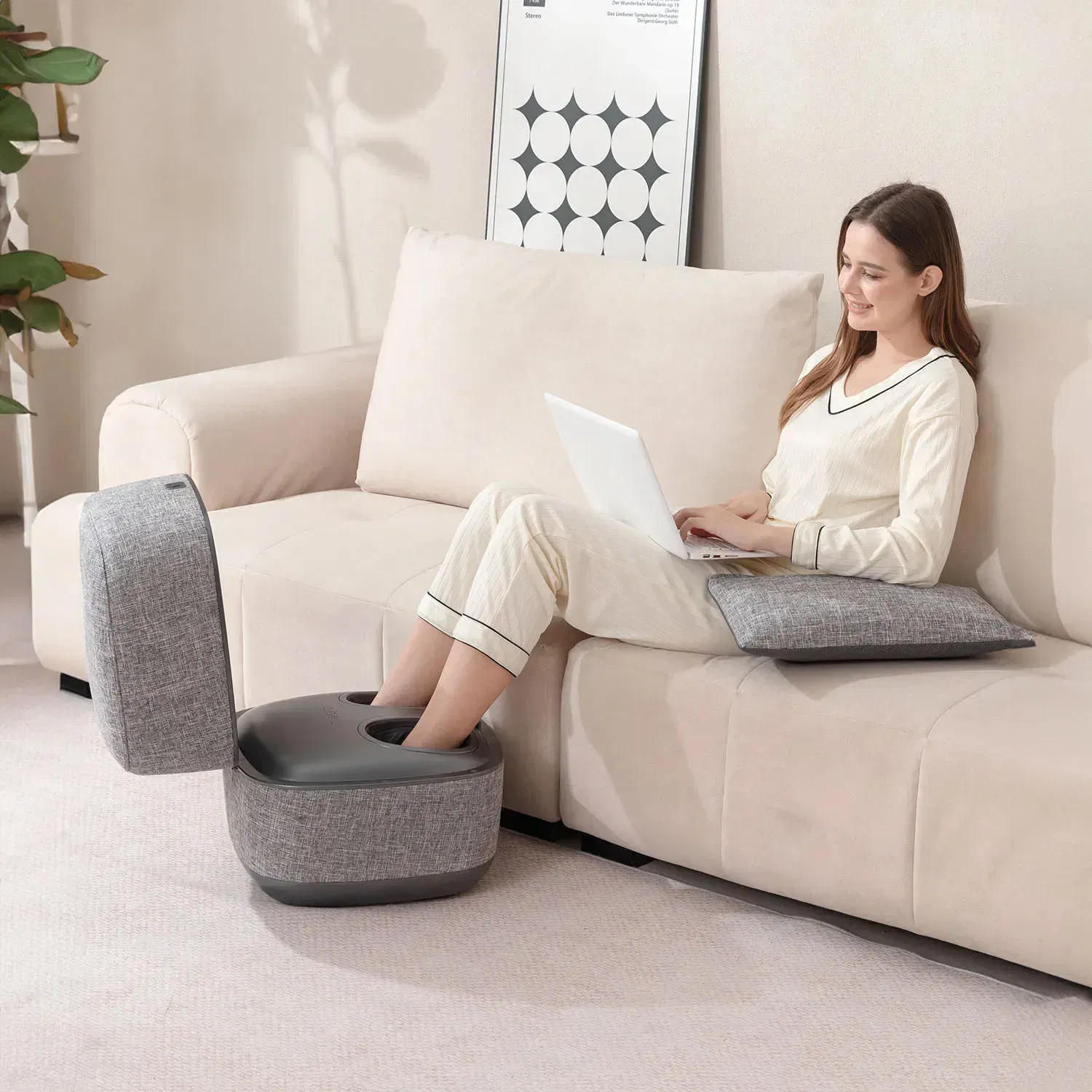 Nourest Orion V2 Massage Chair + Foot Massager + Table Speaker