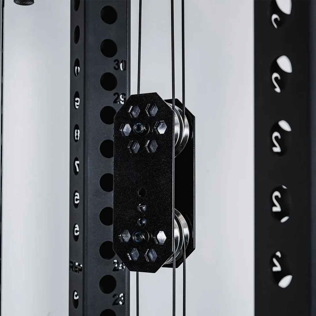 REP Fitness Ares 2.0 cable trolley detail