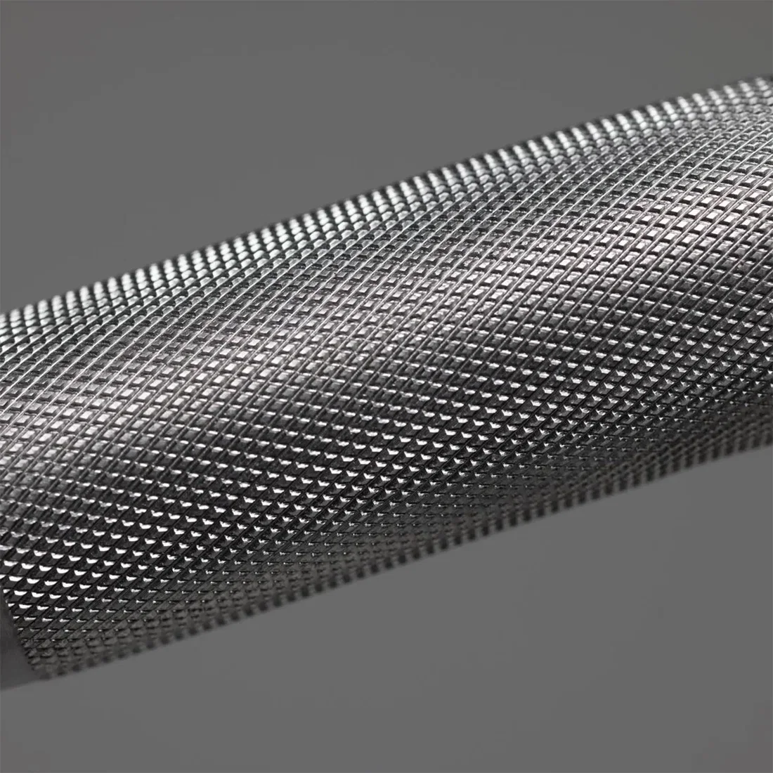 REP Fitness Curl Bar knurling detail