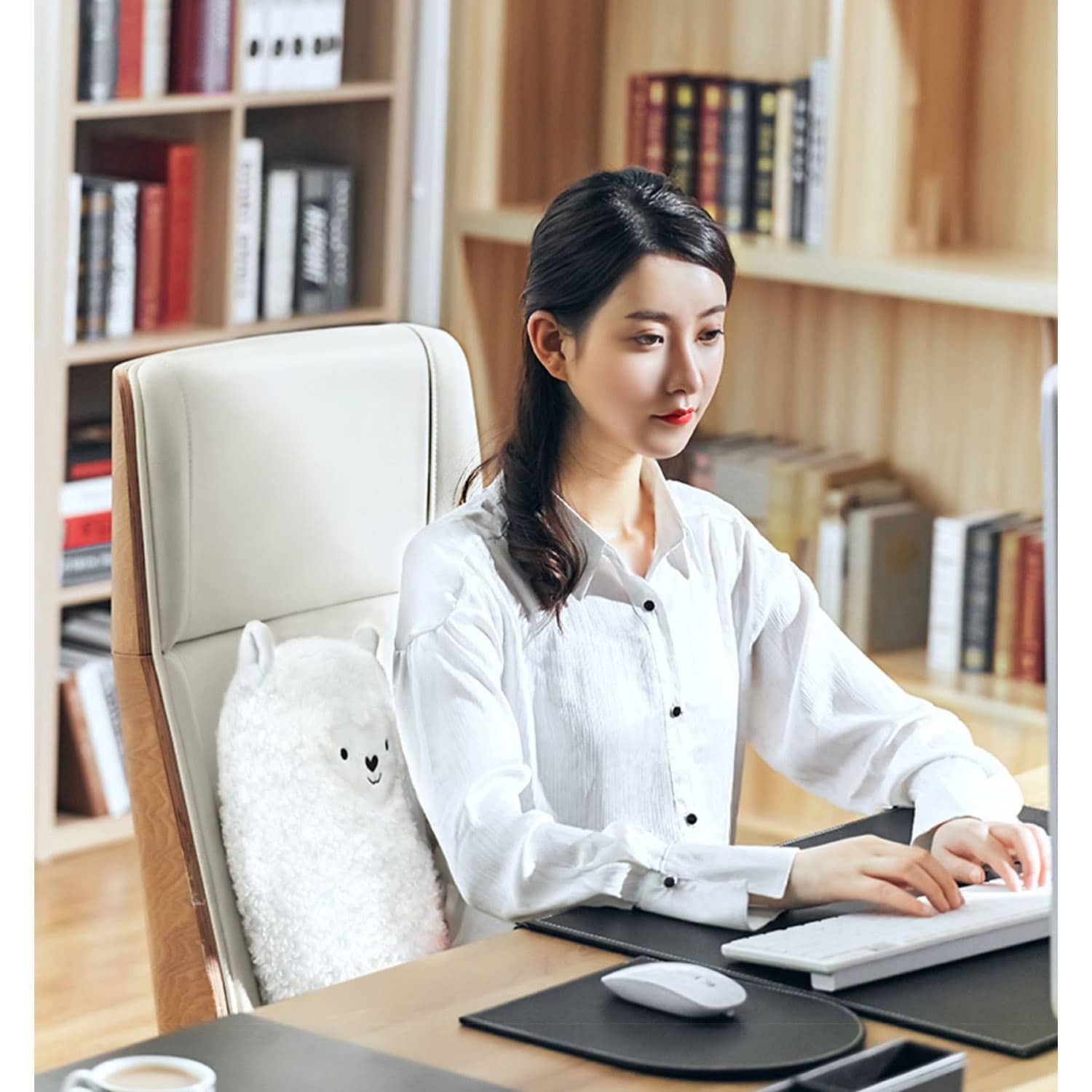 Rotai Alpaca massage pillow