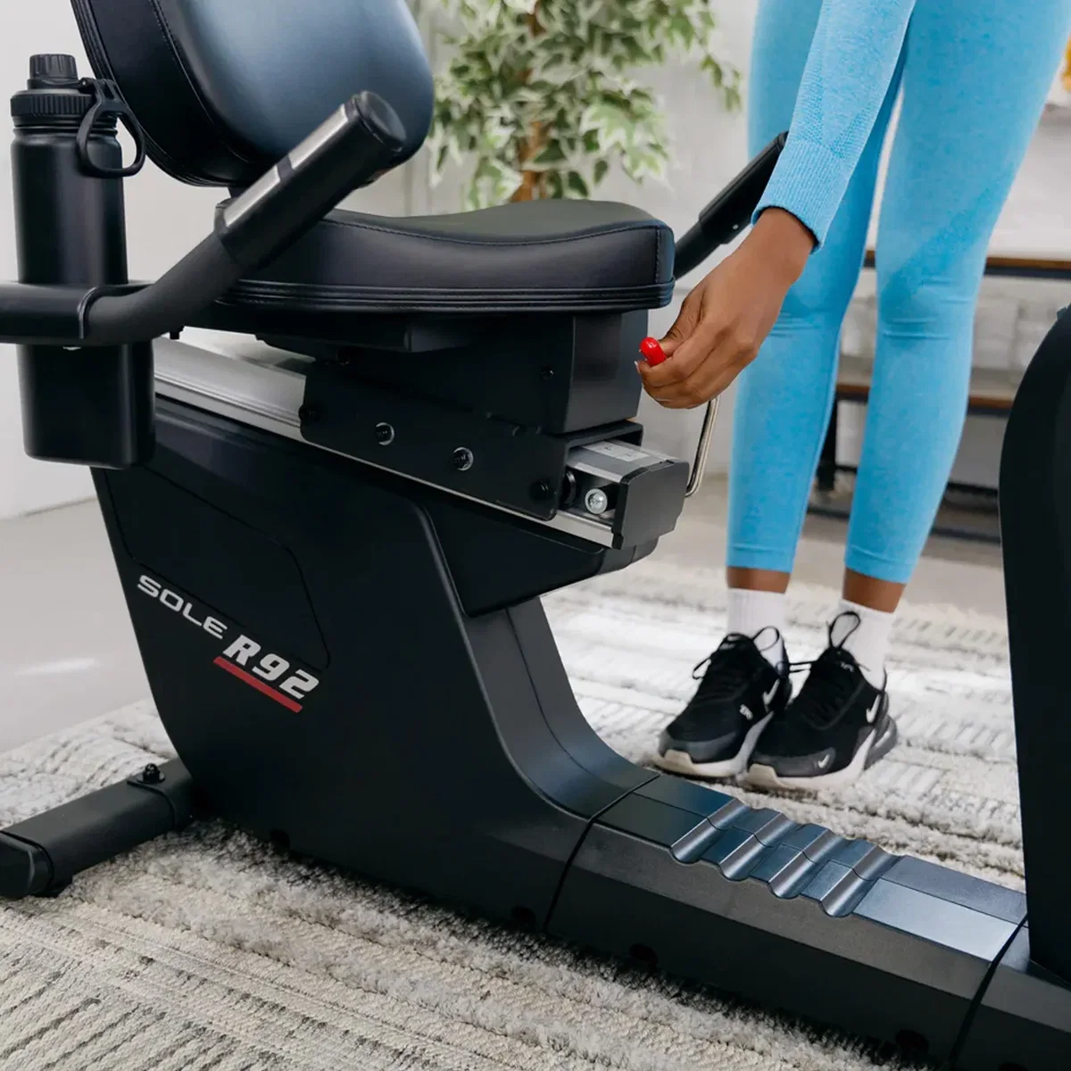 Sole Fitness R92 Home Use Recumbent Bike