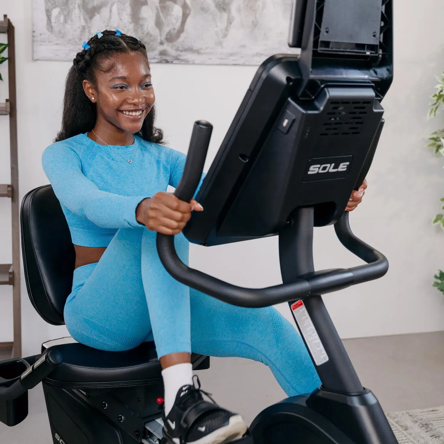 Sole Fitness R92 Home Use Recumbent Bike