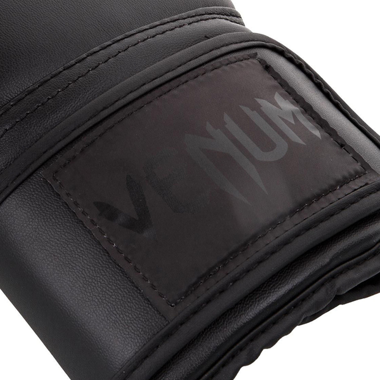 Venum Contender Boxing Gloves - Black-Black - 10Oz