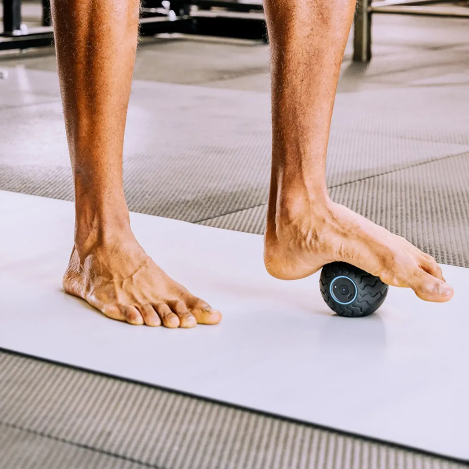 Therabody Wave Solo Smart Vibration Therapy Device - Black